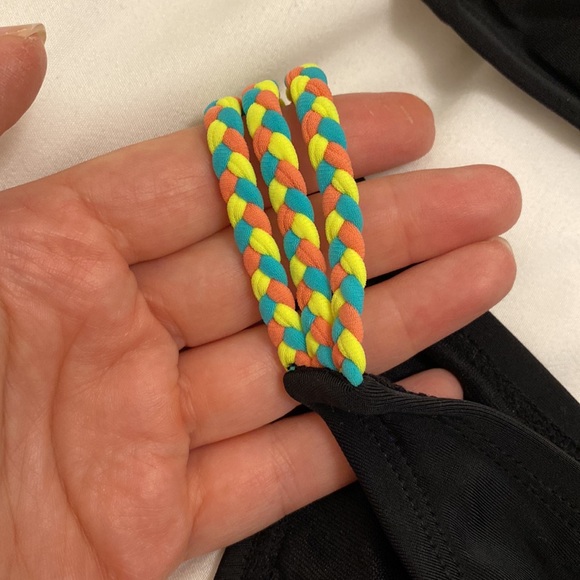 Cutest bathing suit with a pop of colour from Target - Picture 3 of 6